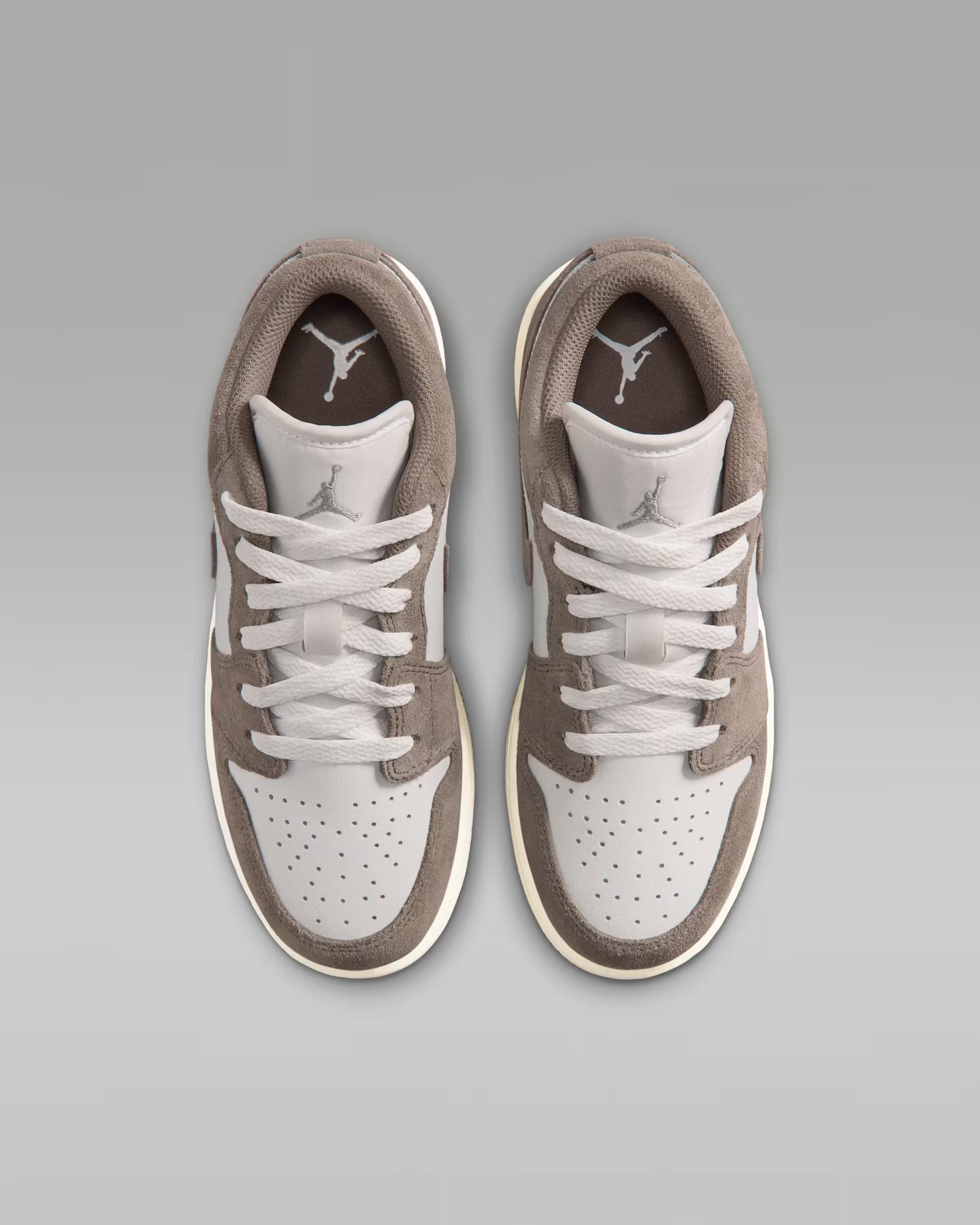 Air Jordan 1 Low Vintage Grey