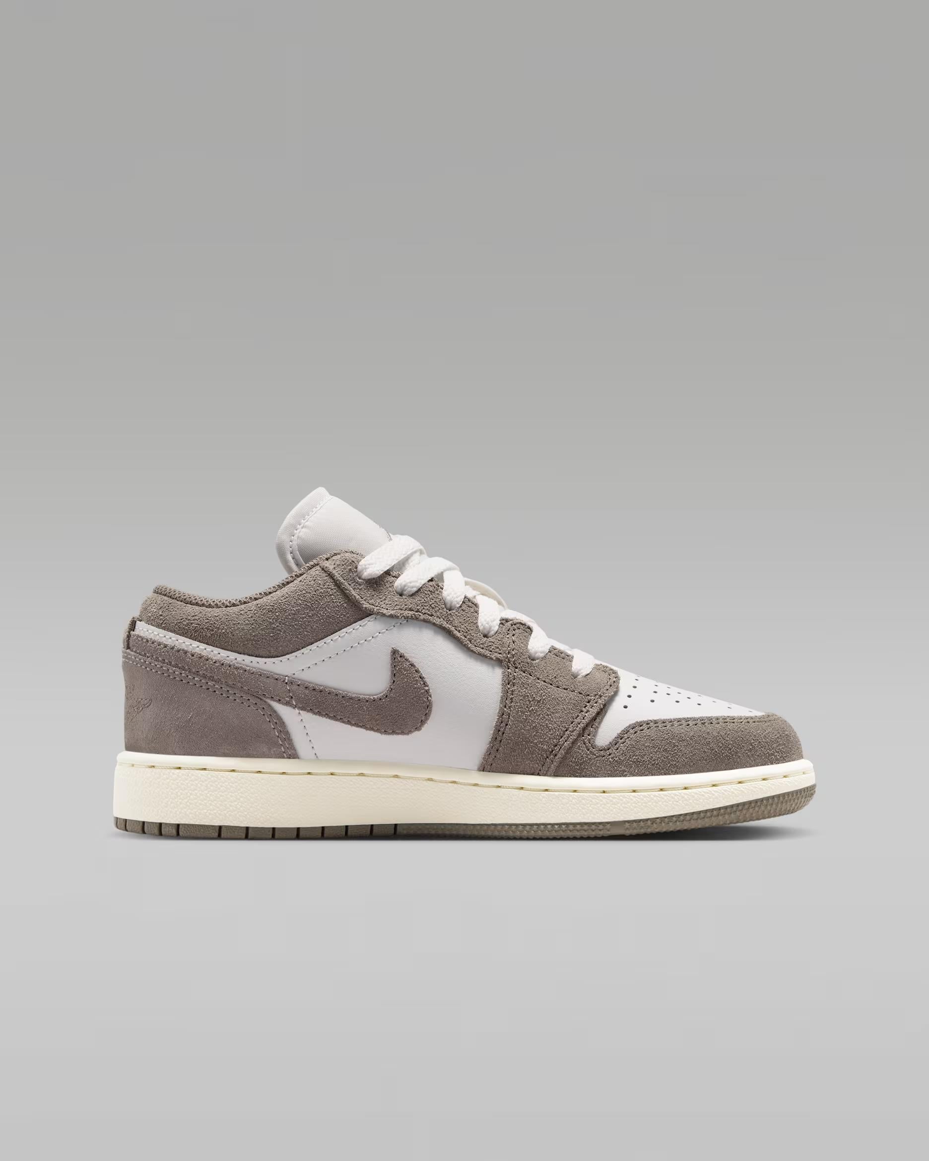 Air Jordan 1 Low Vintage Grey