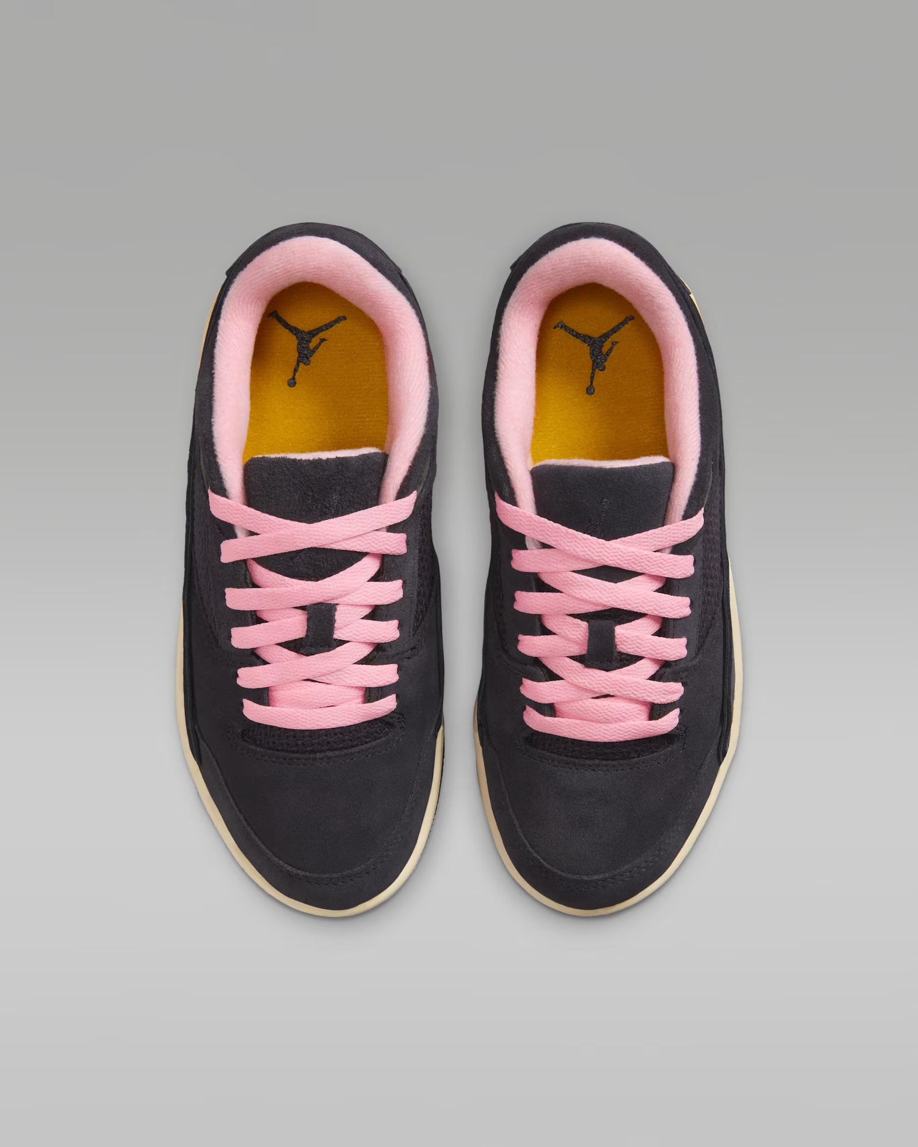 Jordan Flight Court 'Black / Pink'